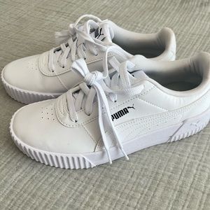 Puma carina canvas sneaker